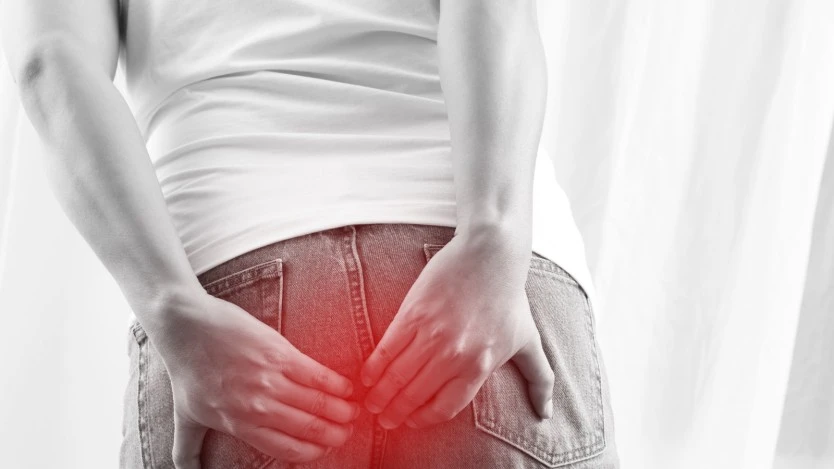 Douleur dans la région anale causée par une fissure